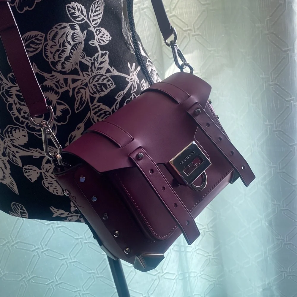 Michael Kors Manhattan Leather Satchel - Picture 10 of 10